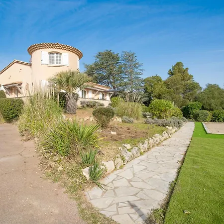 L'escarpe Des Arbousiers By Interhome