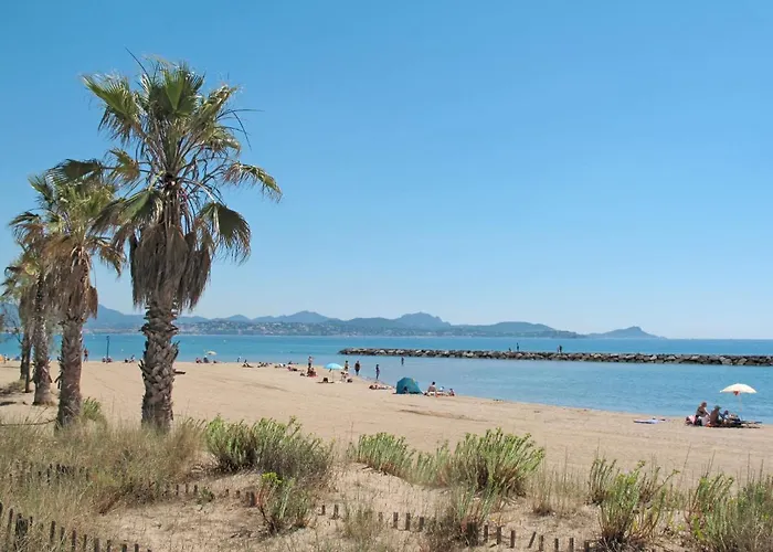 Vakantiehuis L'escarpe Des Arbousiers By Interhome Saint Aygulf
