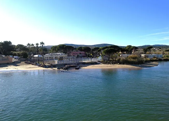 L'escarpe Des Arbousiers By Interhome Vakantiehuis Saint Aygulf