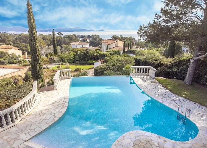 L'escarpe Des Arbousiers By Interhome