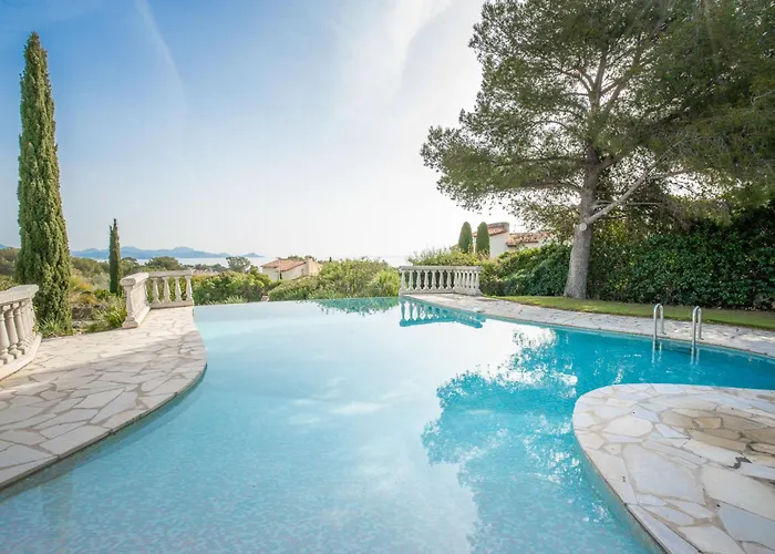 L'escarpe Des Arbousiers By Interhome Vakantiehuis