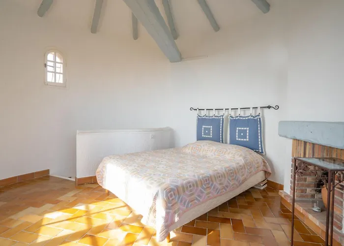 L'escarpe Des Arbousiers By Interhome Vakantiehuis *