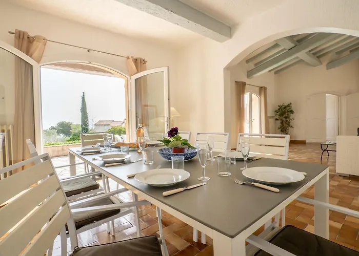 L'escarpe Des Arbousiers By Interhome Vakantiehuis *