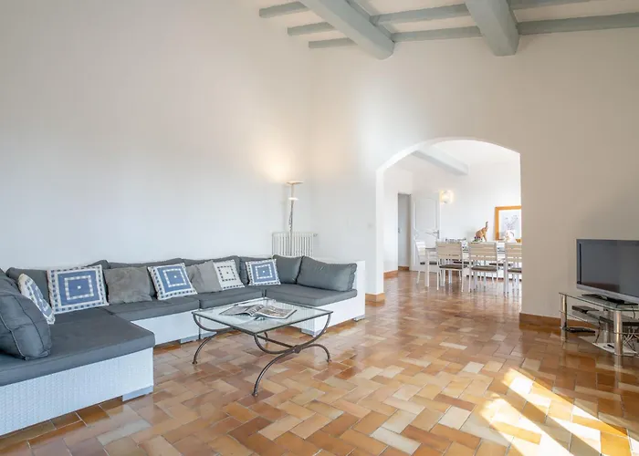 L'escarpe Des Arbousiers By Interhome * Saint Aygulf